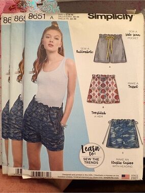 BN UNCUT SIMPLICITY 8651 A SEWING PATTERNS SHORTS
